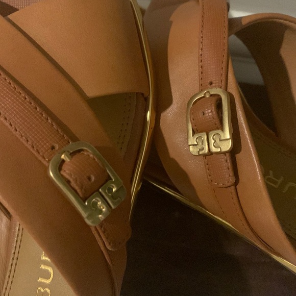 Tory Burch Delaney Crisscross Flat Slide Sandals - Picture 11 of 14